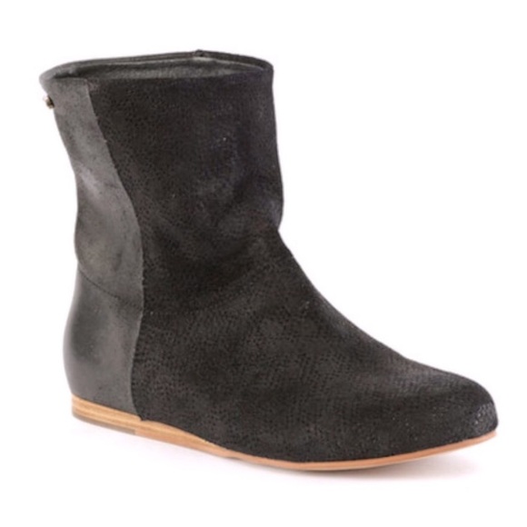 EMU Australia Macedon Ankle Boots, Size 7, NWT - Picture 1 of 13